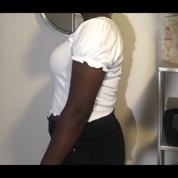 Forever 21 white crop top - Picture 2 of 4